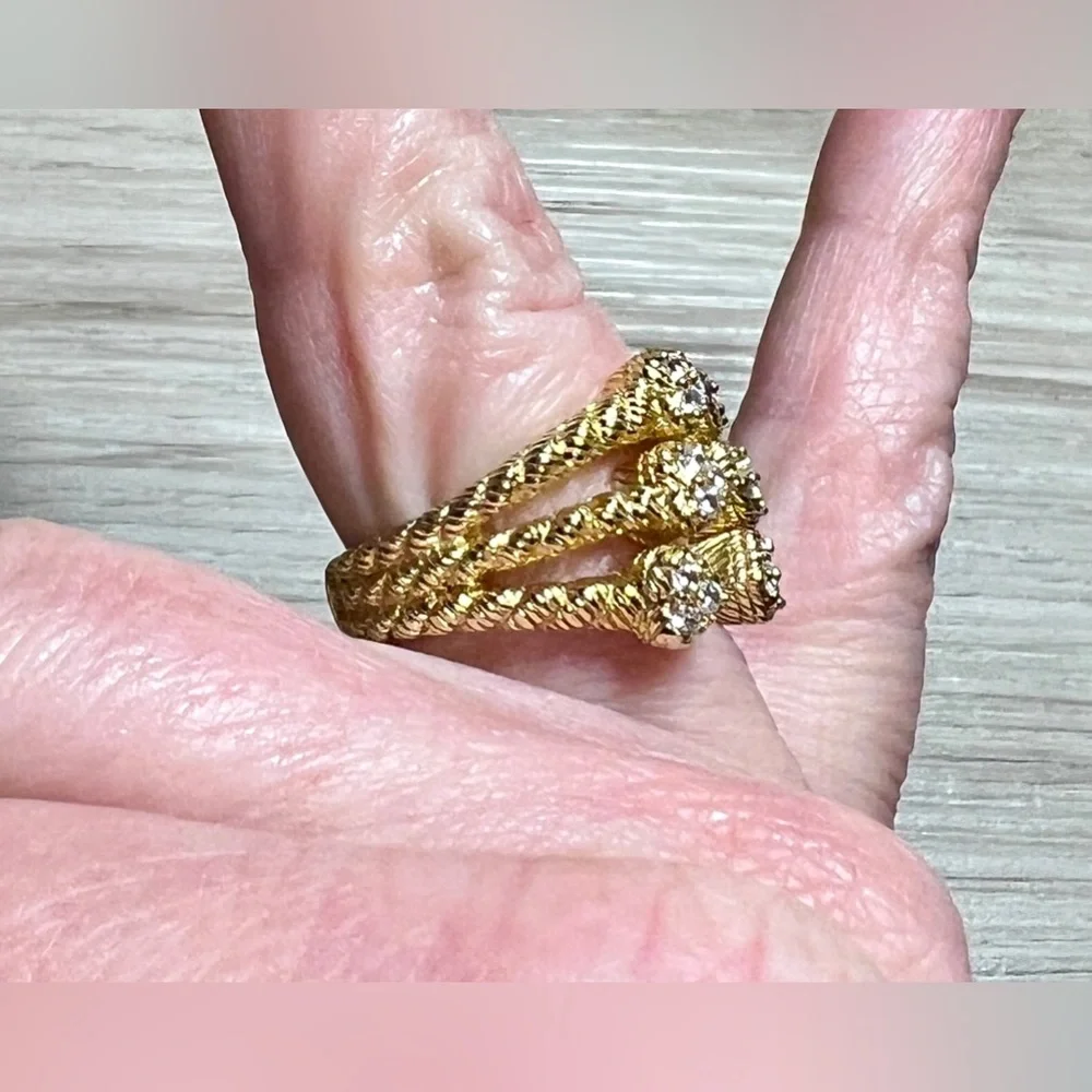 Judith Ripka Sterling Silver & 14K Gold Clad Diamonique Hearts Ring, Size 7, 9g - Picture 10 of 11